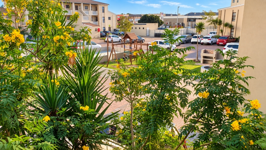 2 Bedroom Property for Sale in Parklands Western Cape